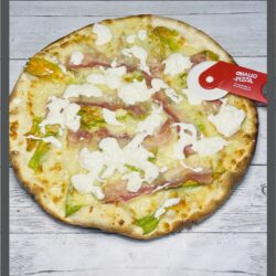 Pizza Pugliese
